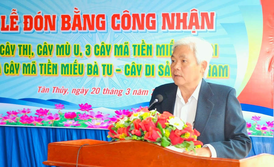 [-]X&atilde;[-]T&acirc;n[-]Thủy[-](Vĩnh[-]Long)[-]tổ[-]chức[-]Lễ[-]đ&oacute;n[-]Bằng[-]c&ocirc;ng[-]nhận[-]6[-]C&acirc;y[-]Di[-]sản[-]Việt[-]Nam